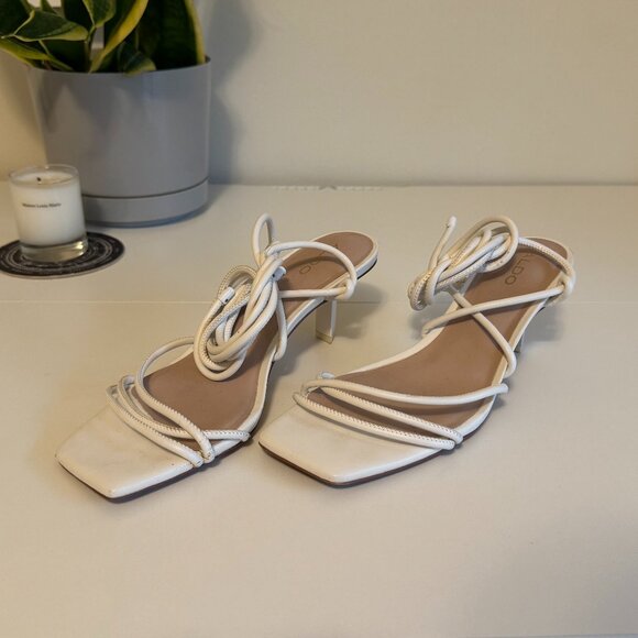 Aldo White Heels - Picture 1 of 4